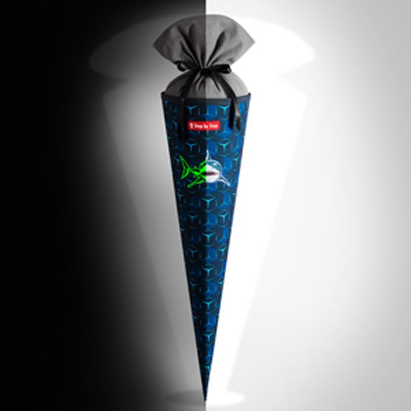 step-by-step-schultuete-shark-dexter-ansicht1